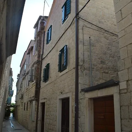 فندق مبيت وإفطار Dimora Picco 3*