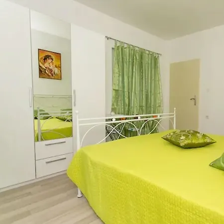 فندق مبيت وإفطار Dimora Picco 3*