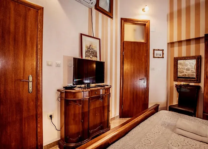 فندق مبيت وإفطار Dimora Picco 3*