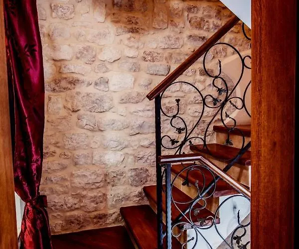 Dimora Picco تروغير